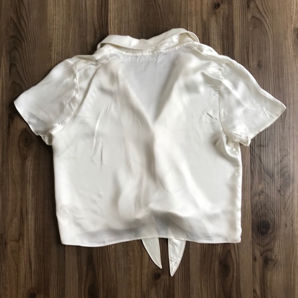 Aritzia - Wilfred Tie Front Blouse - Picture 2 of 2